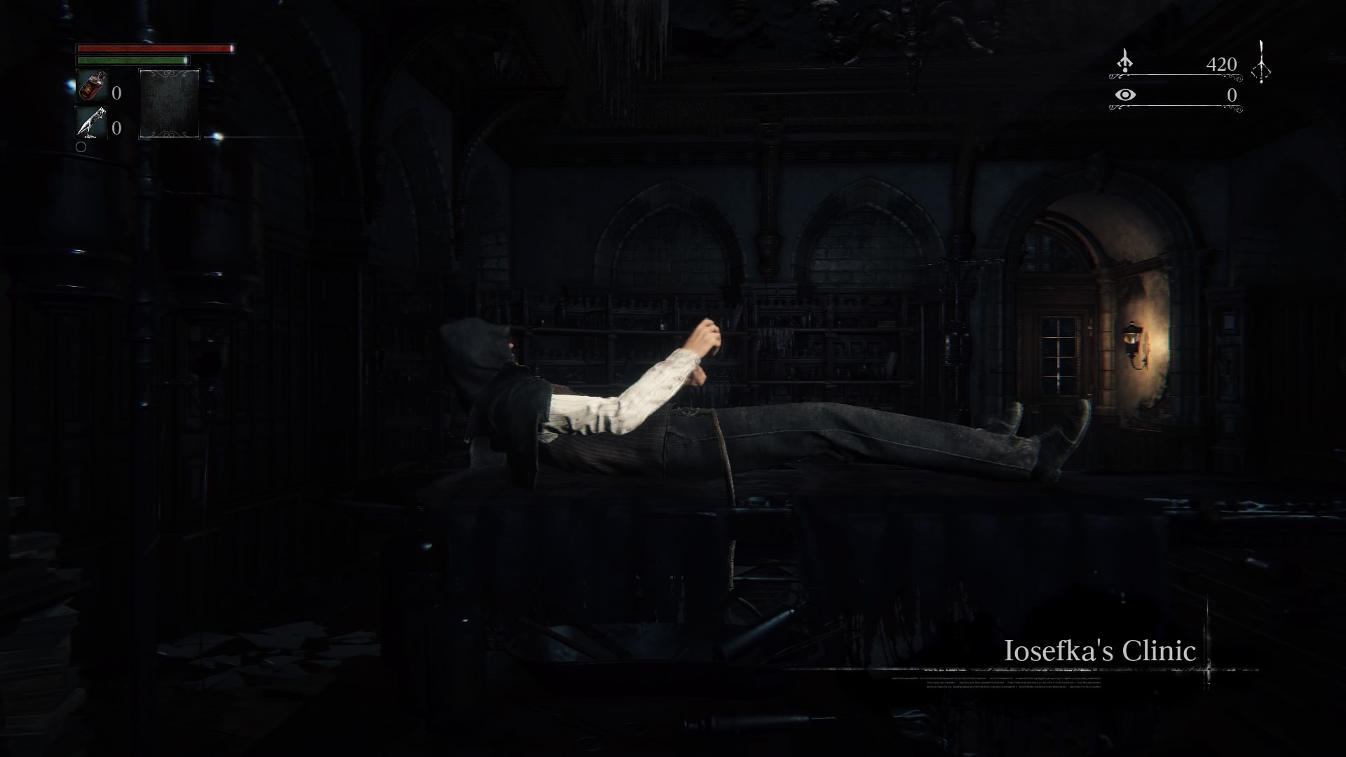 Foto de personaje en la clínica de Iosefka